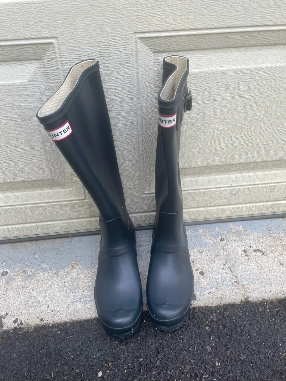 Hunter Black Gloss Tall Rain Boots